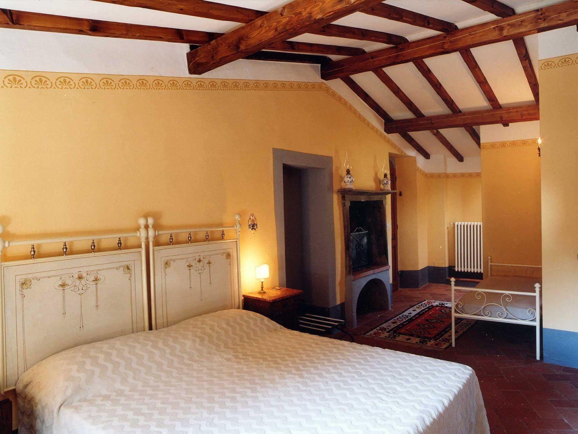 Bed and Breakfast Antica Casa "Le Rondini" Borgo a Buggiano Exterior foto